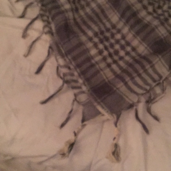 Scarf - Picture 2 of 2